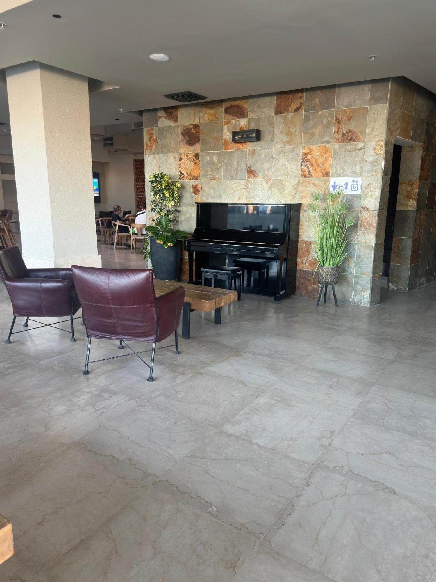 Comfort Hotel Эйлат Экстерьер фото